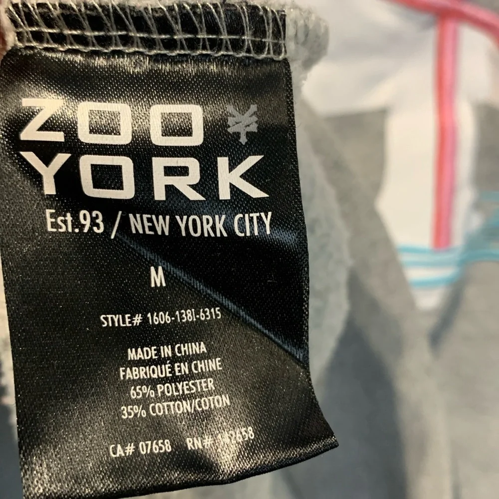 Zoo York Grey Hoodie w Pink Flamingo - Picture 5 of 5